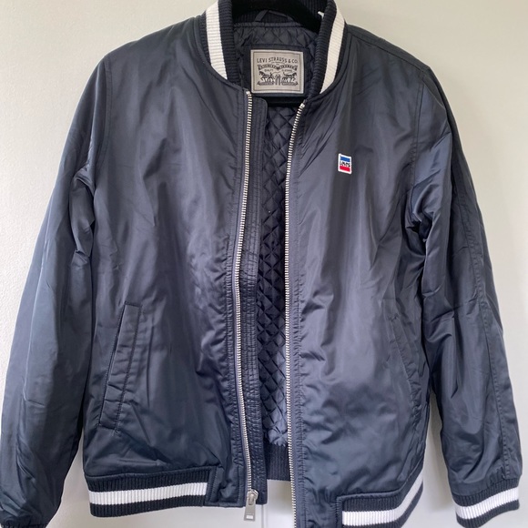 Levi’s jacket for women - Picture 2 of 4